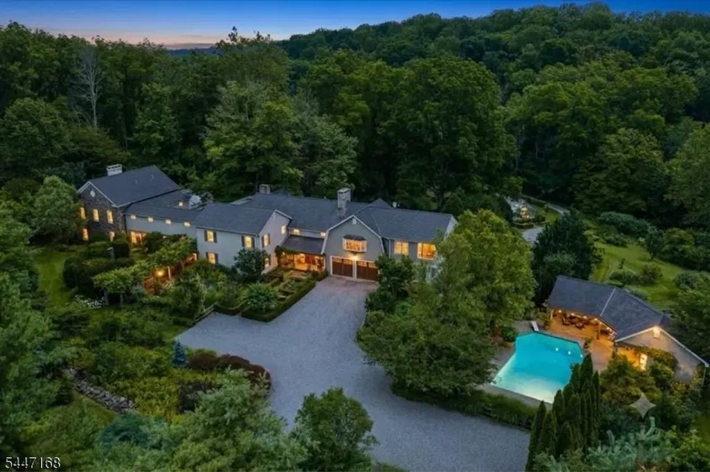 936 Dove Island Rd, Stillwater Twp.