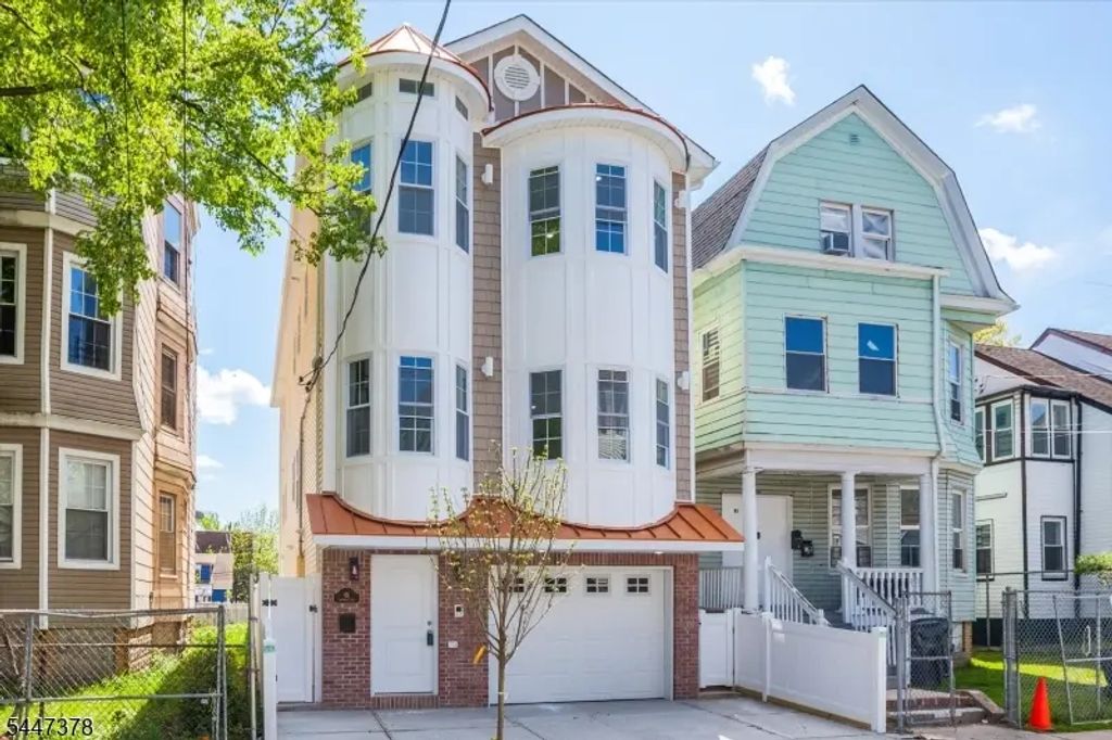 68 Lindsley Ave, Newark City