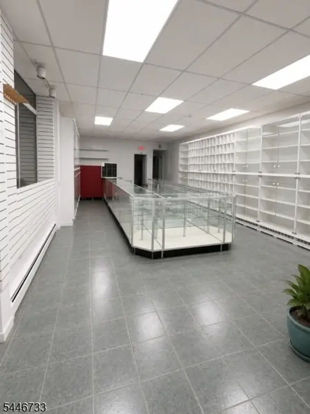 145 Elm St, Newark City