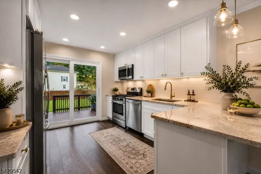 34 Nestor St, Franklin Boro