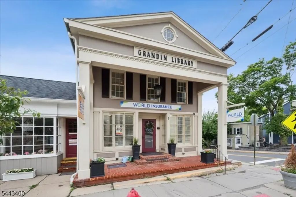6 Leigh St, Clinton Town