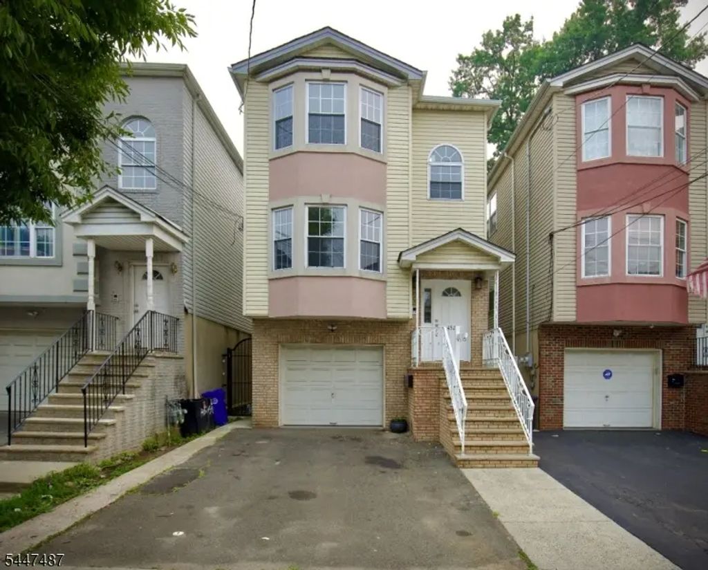 452 Marshall St, Elizabeth City