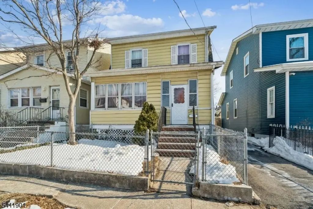 7 Wolf Pl, Irvington Twp.