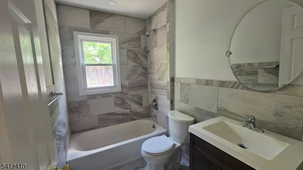 201 Vail St, Hackettstown Town