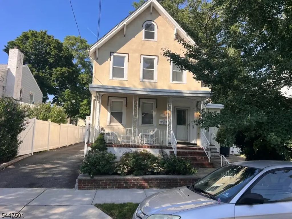 123 Elm St, City Of Orange Twp.