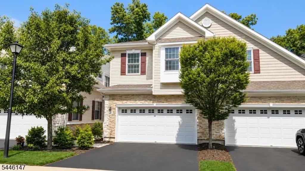 28 Camlet Ct, Roseland Boro