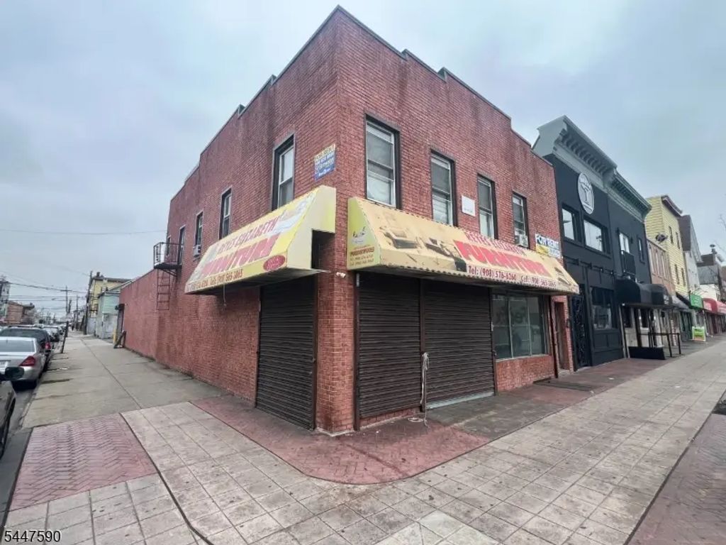 561 Elizabeth Ave, Elizabeth City