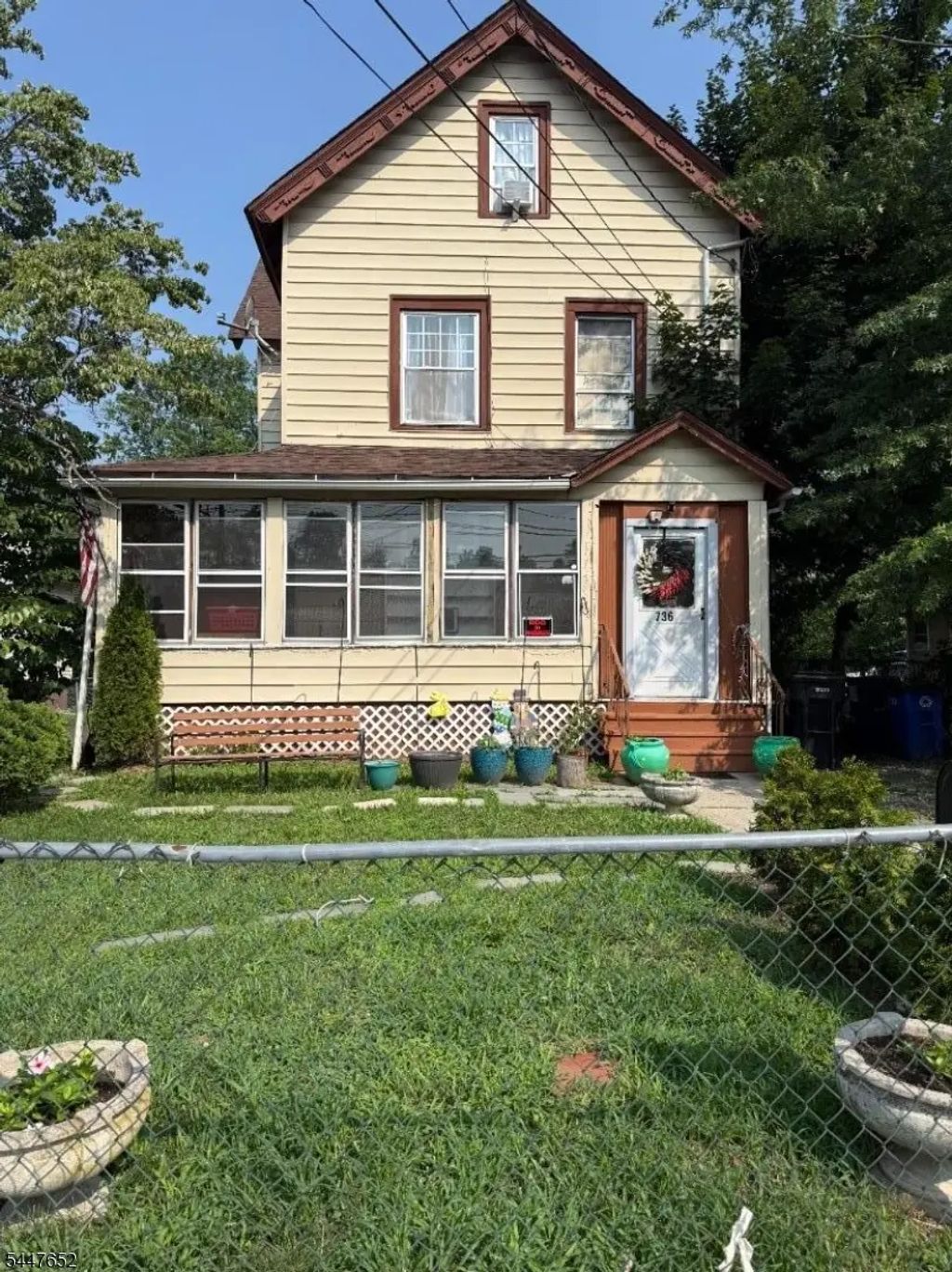 736 W Front St, Plainfield City