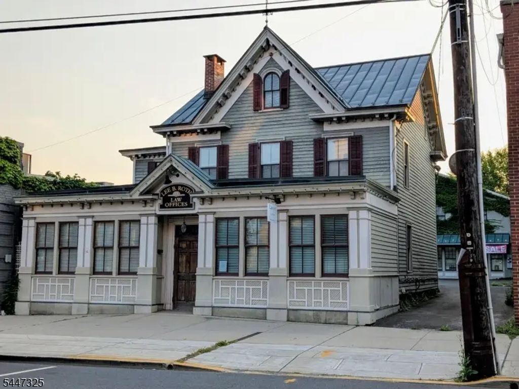 91 Main St, Flemington Boro