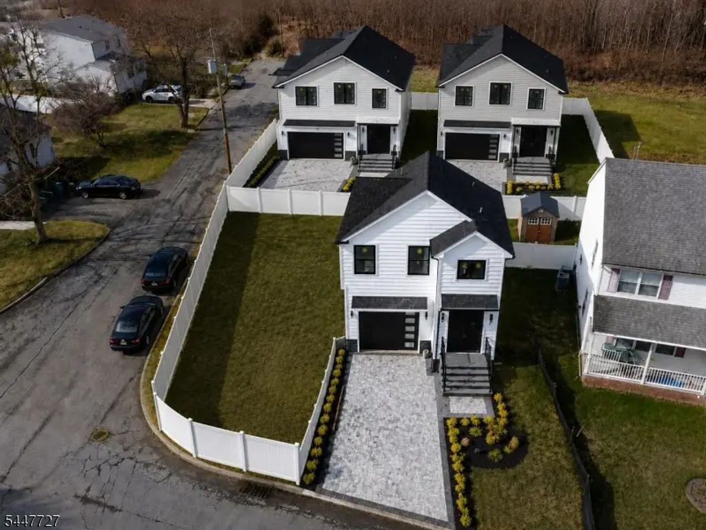 95 Kennedy Ave, Aberdeen Twp.