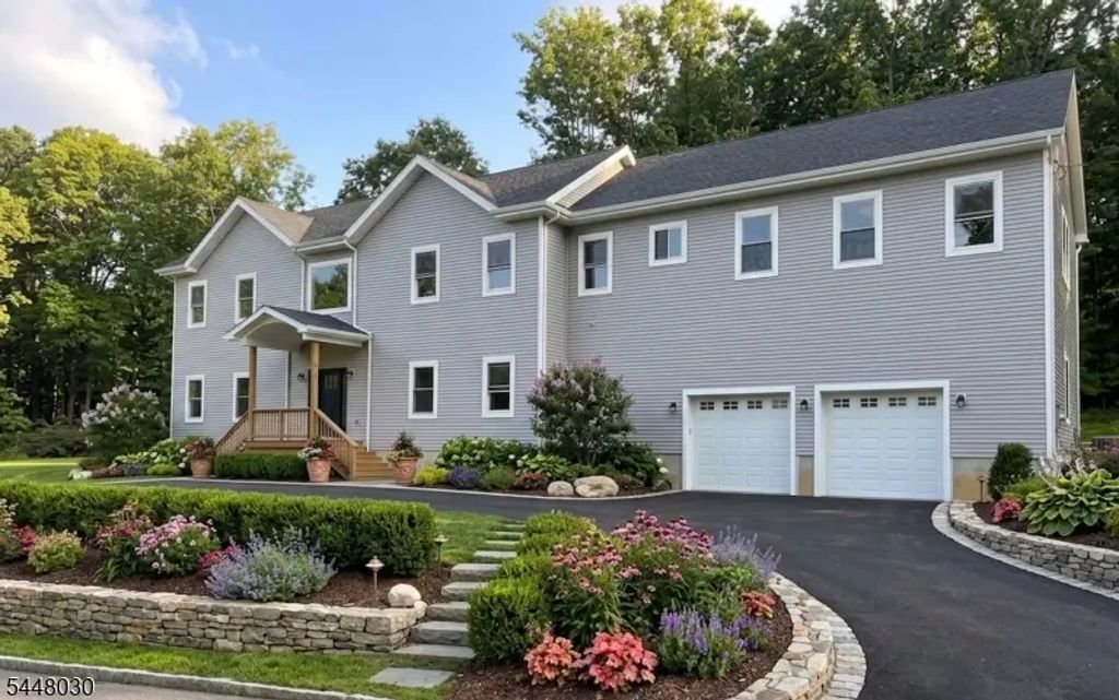 108 Mt Olive Rd, Mount Olive Twp.
