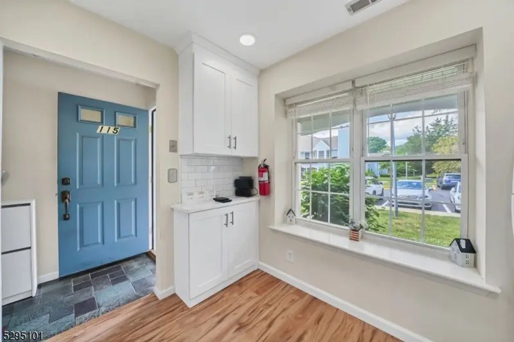 115 Wycombe Pl, Franklin Twp.