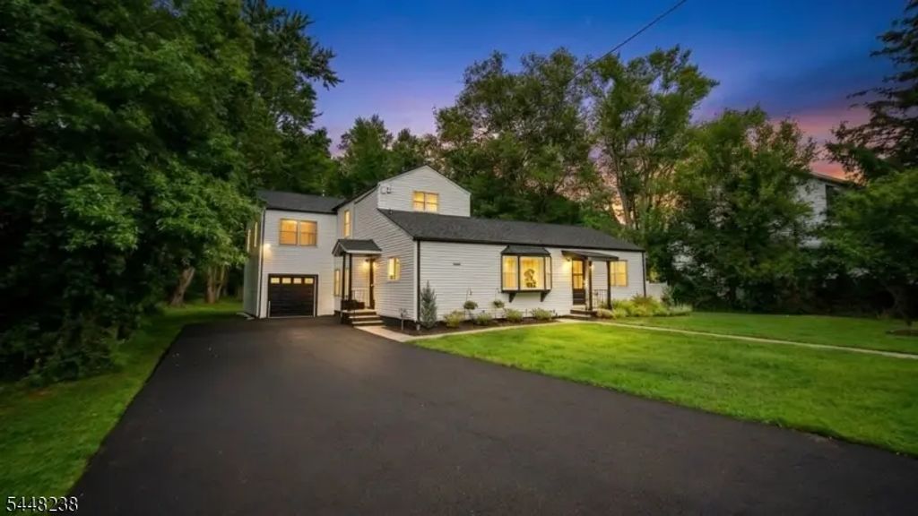 14 Big Piece Rd, Fairfield Twp.