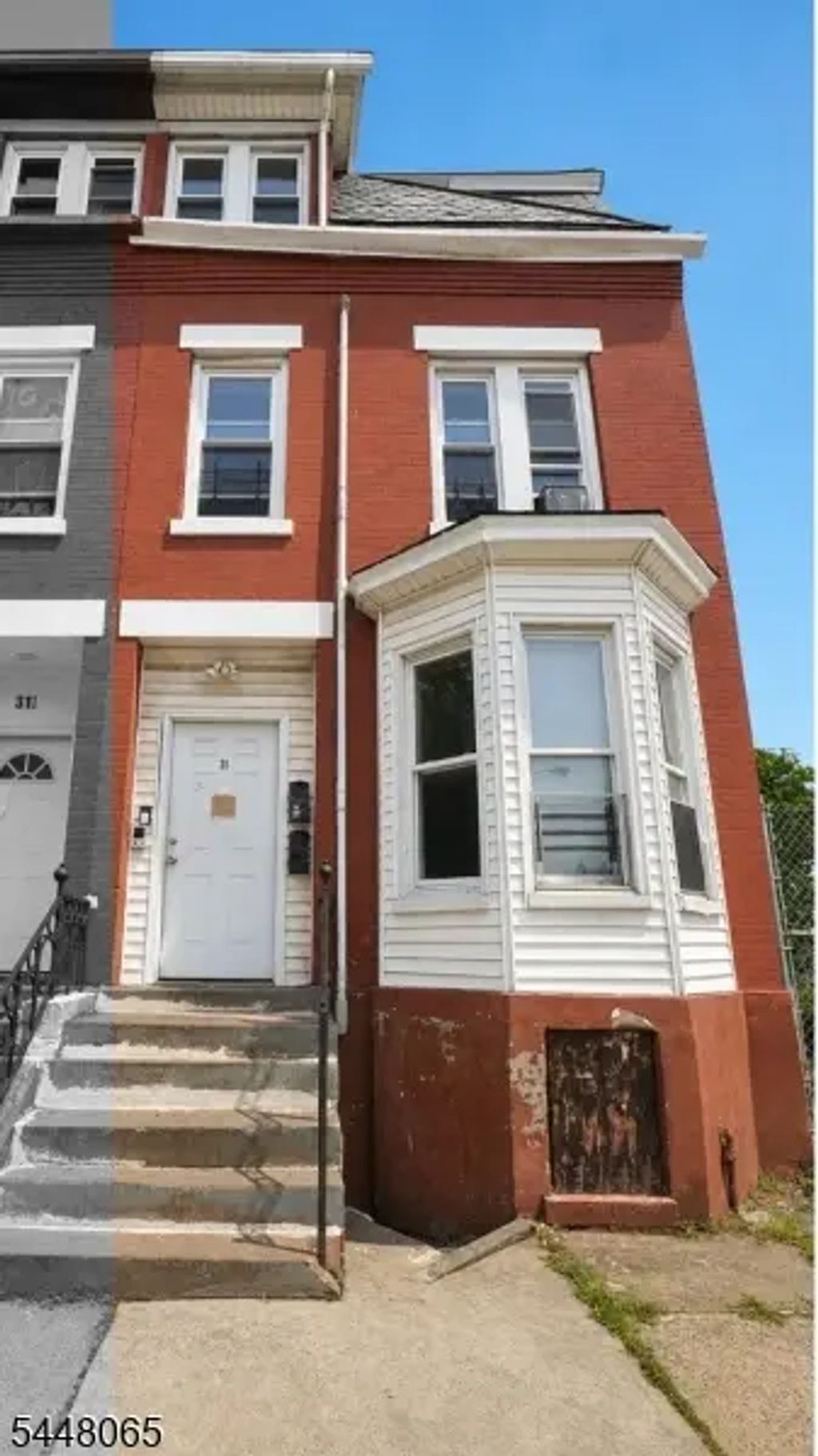 31 S 12th St, Newark City