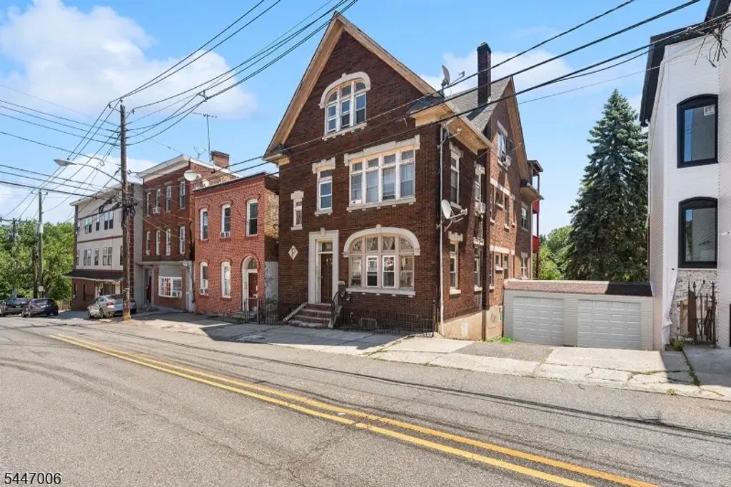 80 Front St, Paterson City