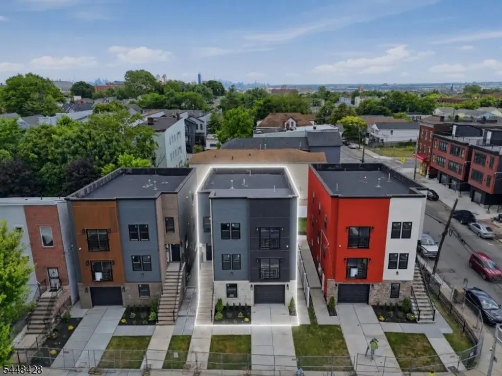 434 S 10th St, Newark City