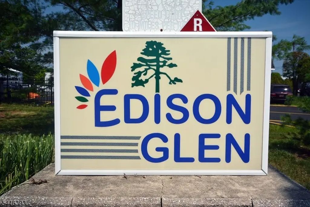 1508 Edison Glen Ter, Edison Twp.