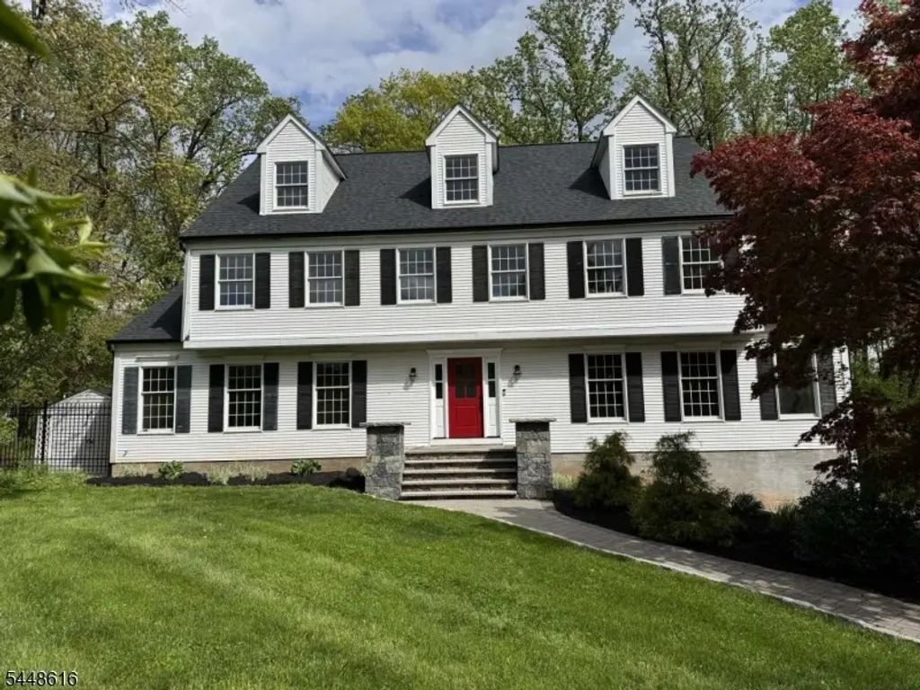 7 Globe Mills Rd, Alexandria Twp.