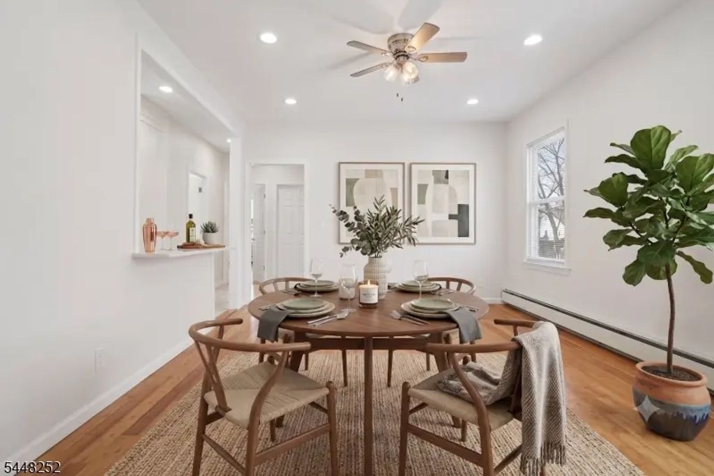 403 Abington Avenue 2, Bloomfield Twp.