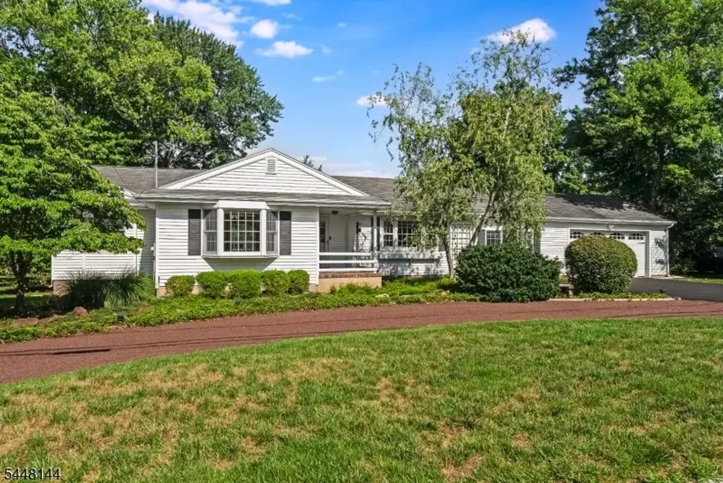 99 Duval St, Bridgewater Twp.