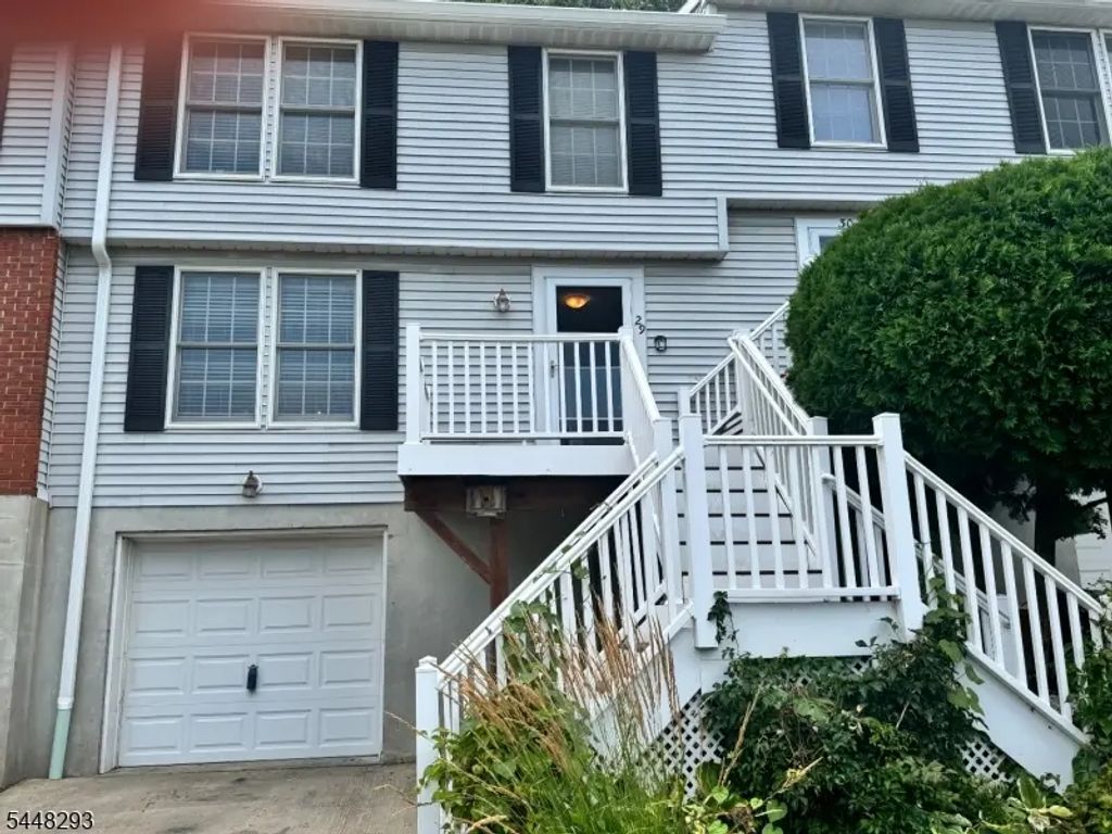 29 Cambridge, Oxford Twp.