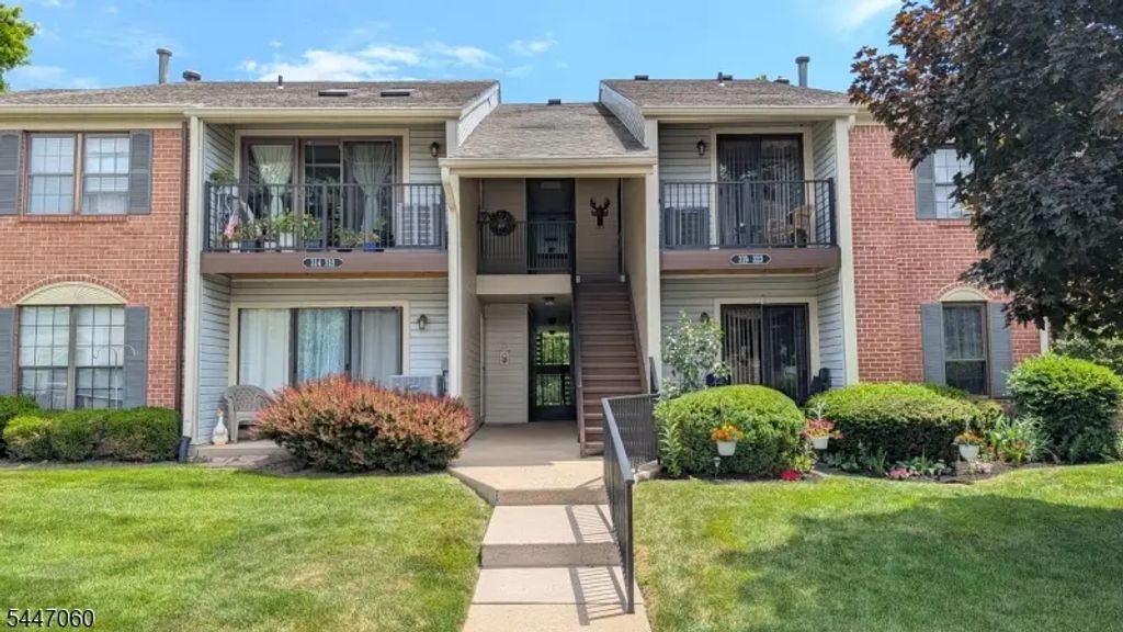318 English Place, Bernards Twp.
