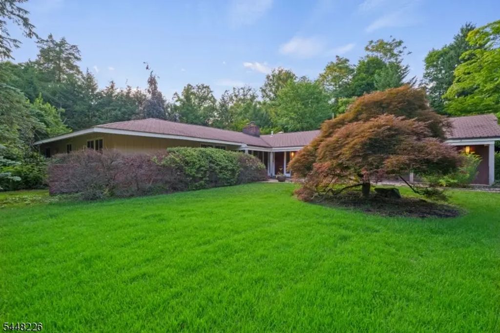29 Wayside Pl, Montclair Twp.