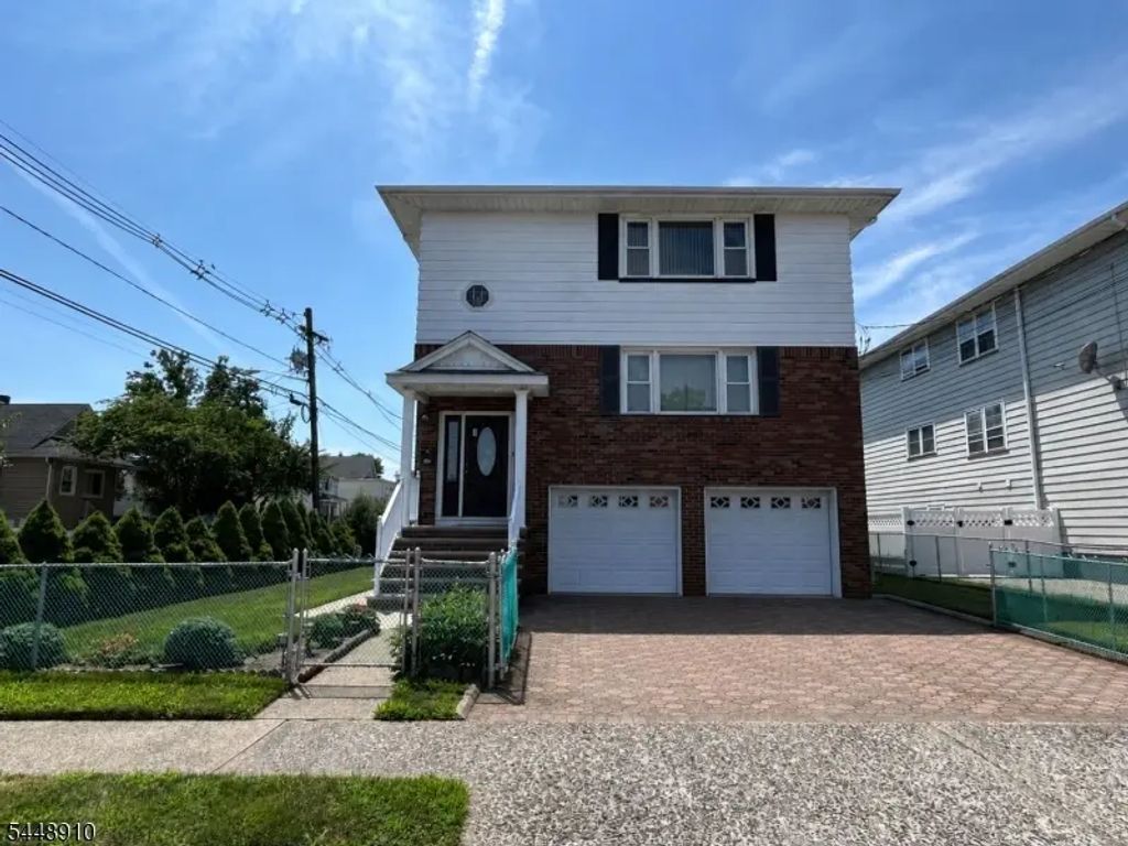 3 Wood St, Garfield City