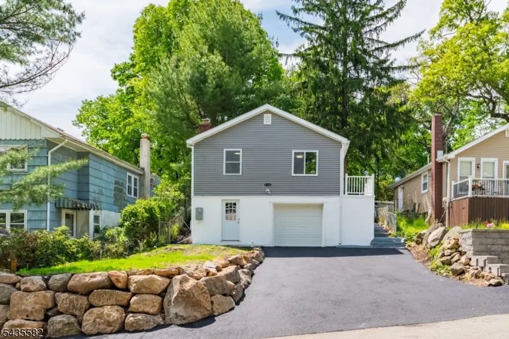 116 Bucknell Trl, Hopatcong Boro