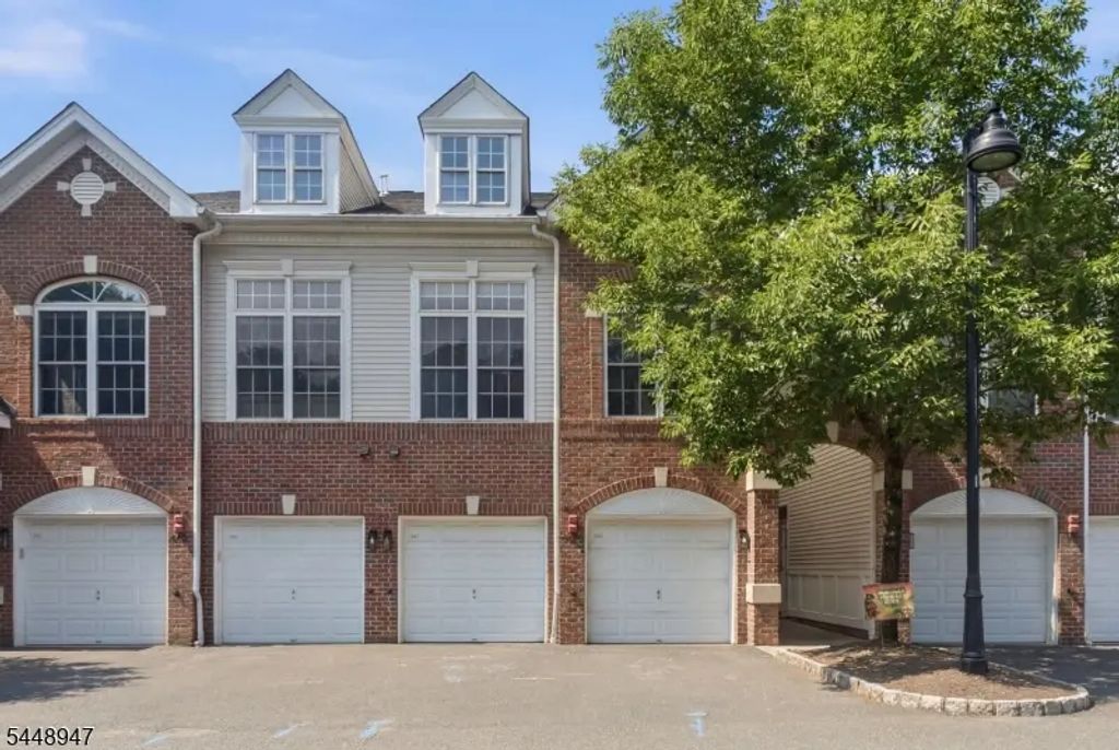 408 Donato Cir, Scotch Plains Twp.