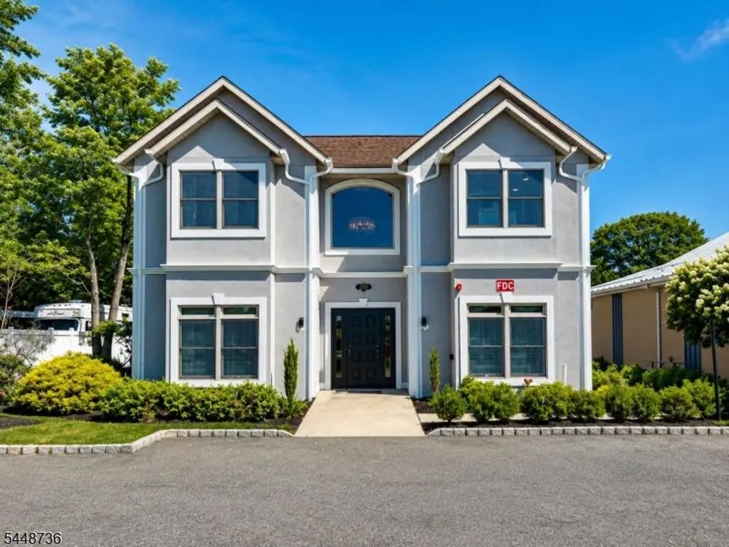 230 Passaic Ave, Fairfield Twp.
