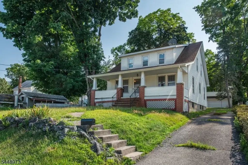 7 3rd St, Butler Boro