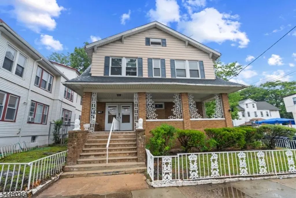 281 19th Ave, 2nd Flr, Paterson City