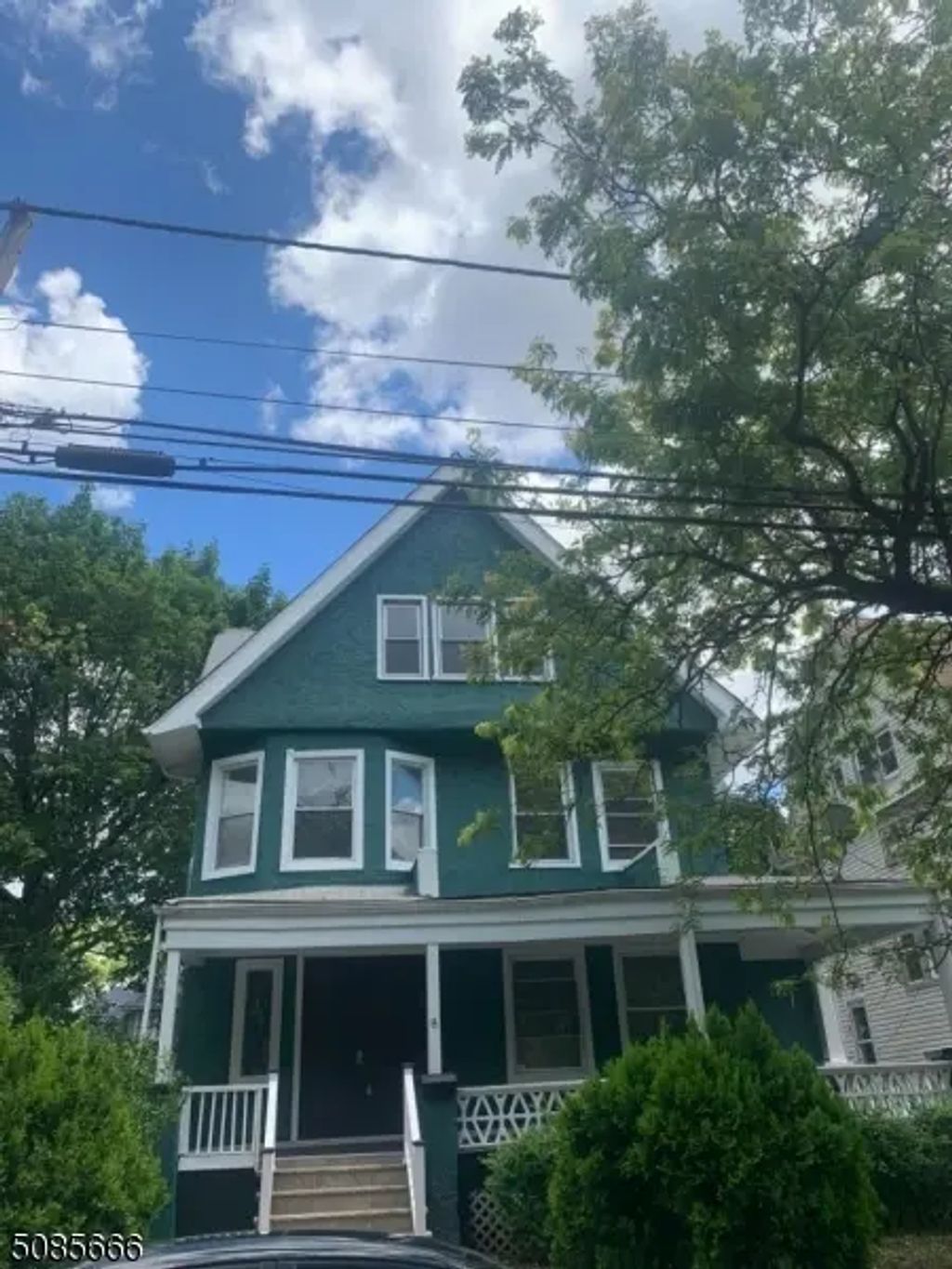 852 S 13th St, Newark City