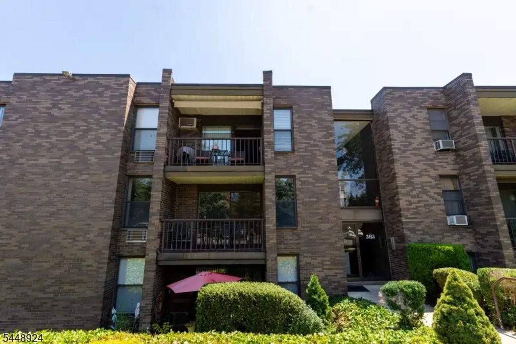 355-371 River Road, Nutley Twp.
