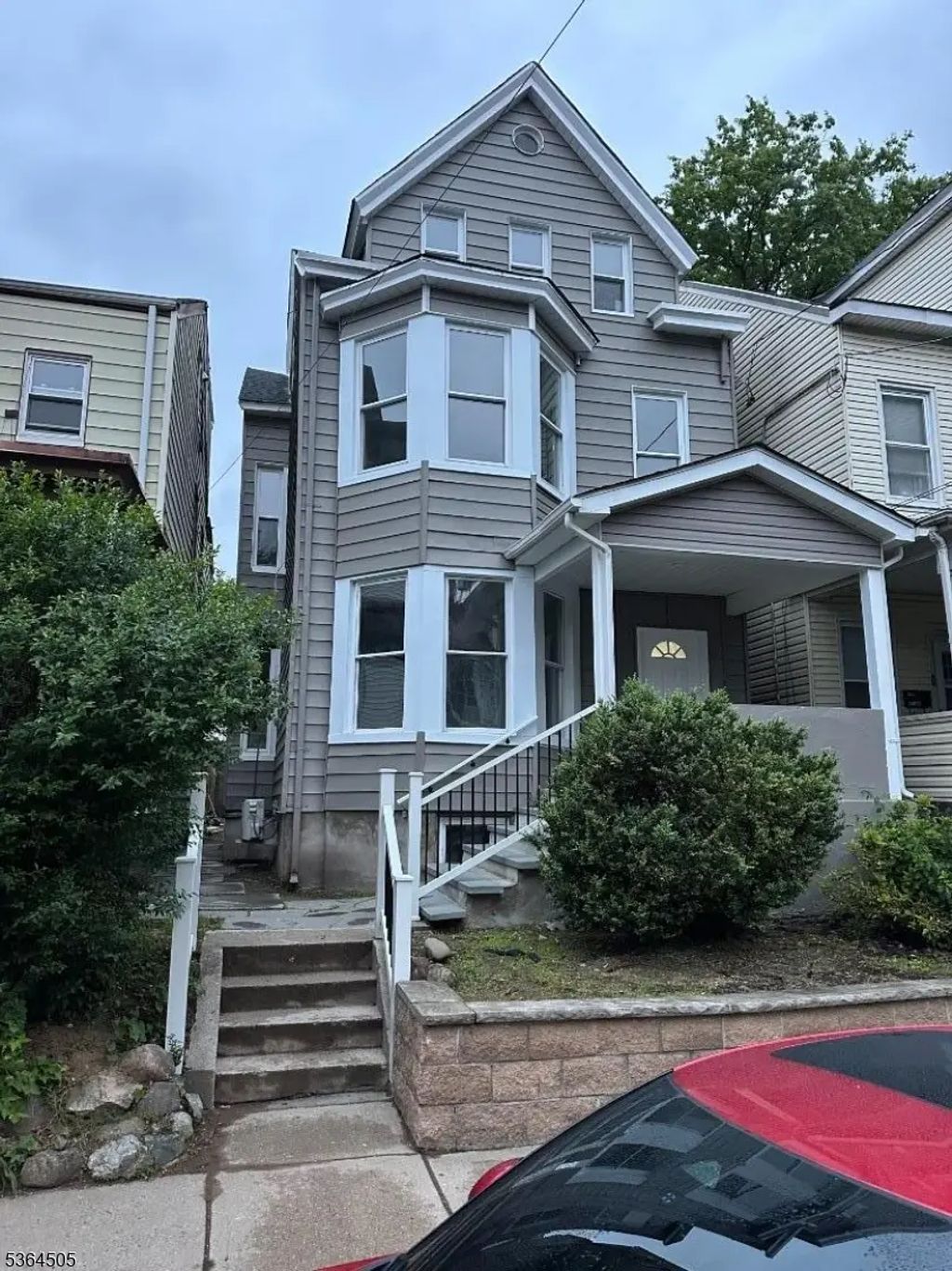 676 E 24th St, Paterson City
