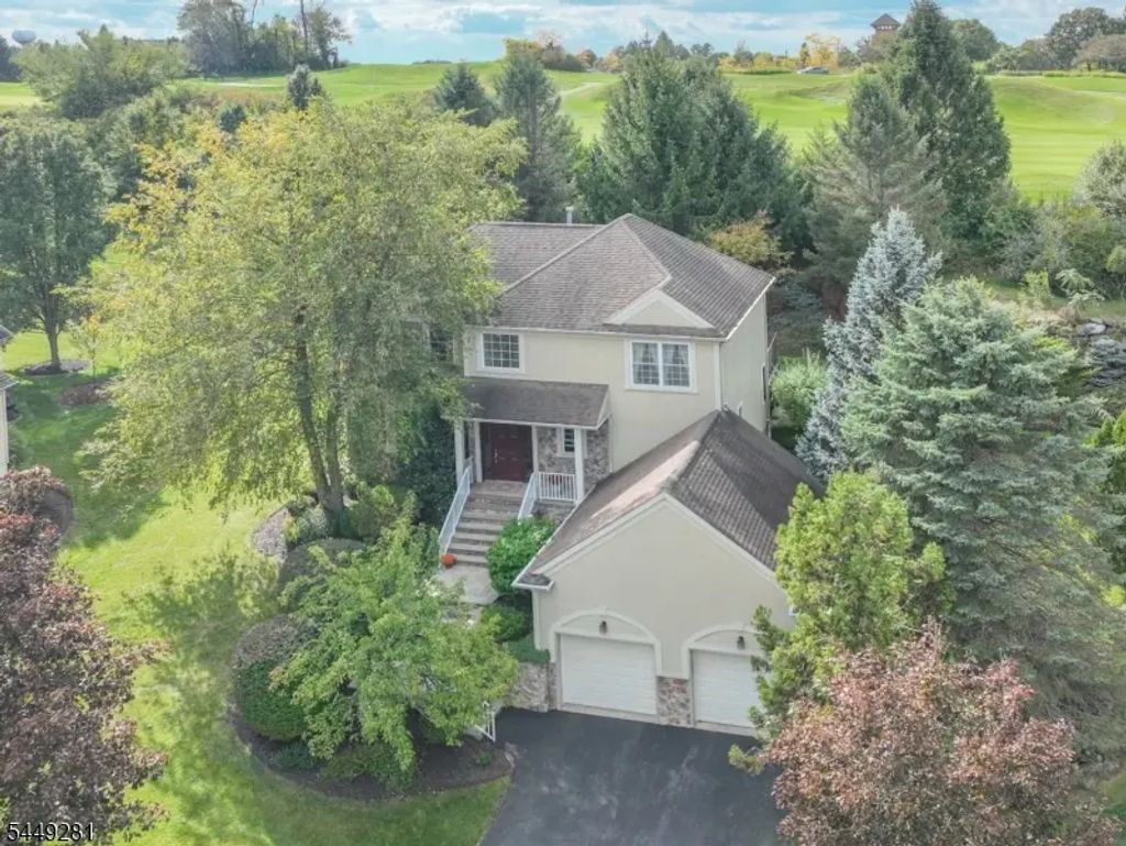 9 Cypress Ln, Hardyston Twp.