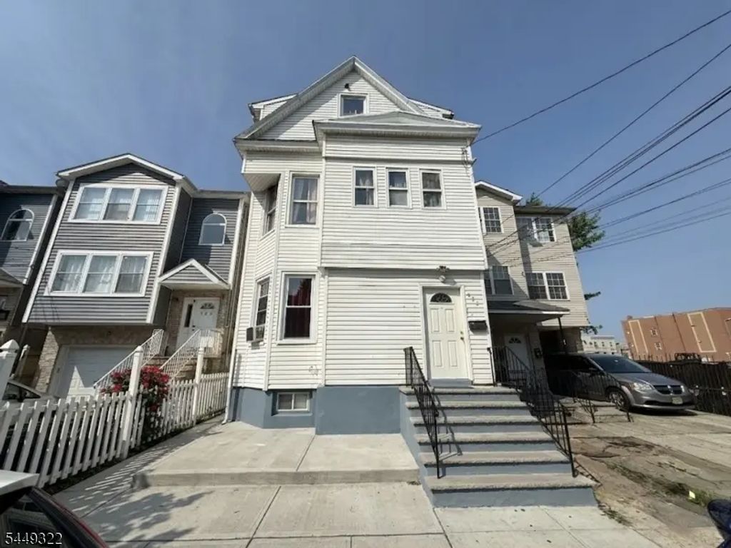 428 Livingston St, Elizabeth City