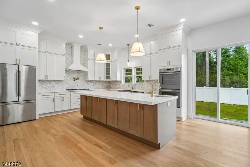 43 Crescent Dr, Morris Twp.