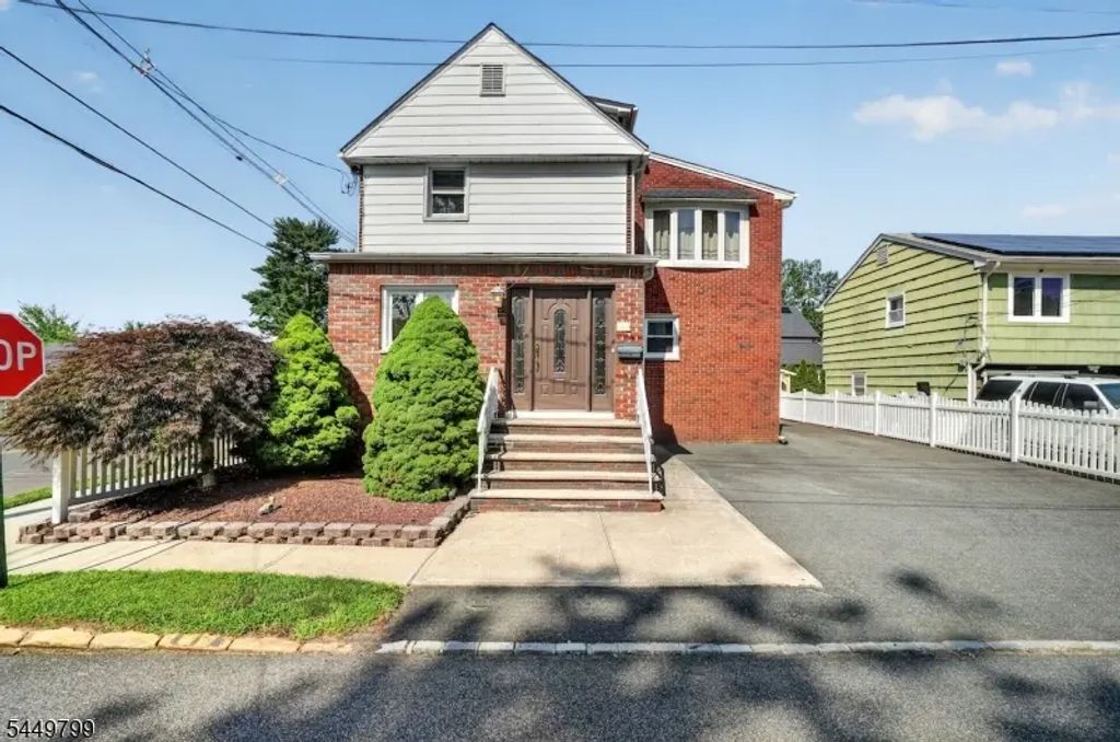 200 N 18th St, Kenilworth Boro