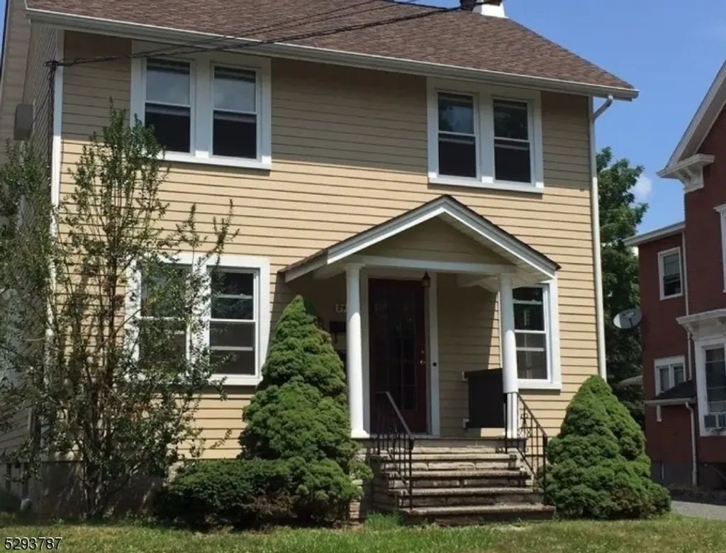 842 South Ave, Westfield Town