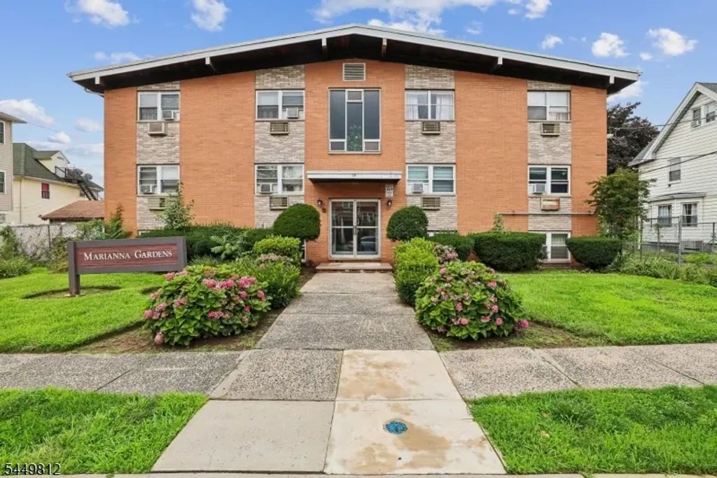 14 Hazard Pl, Elizabeth City