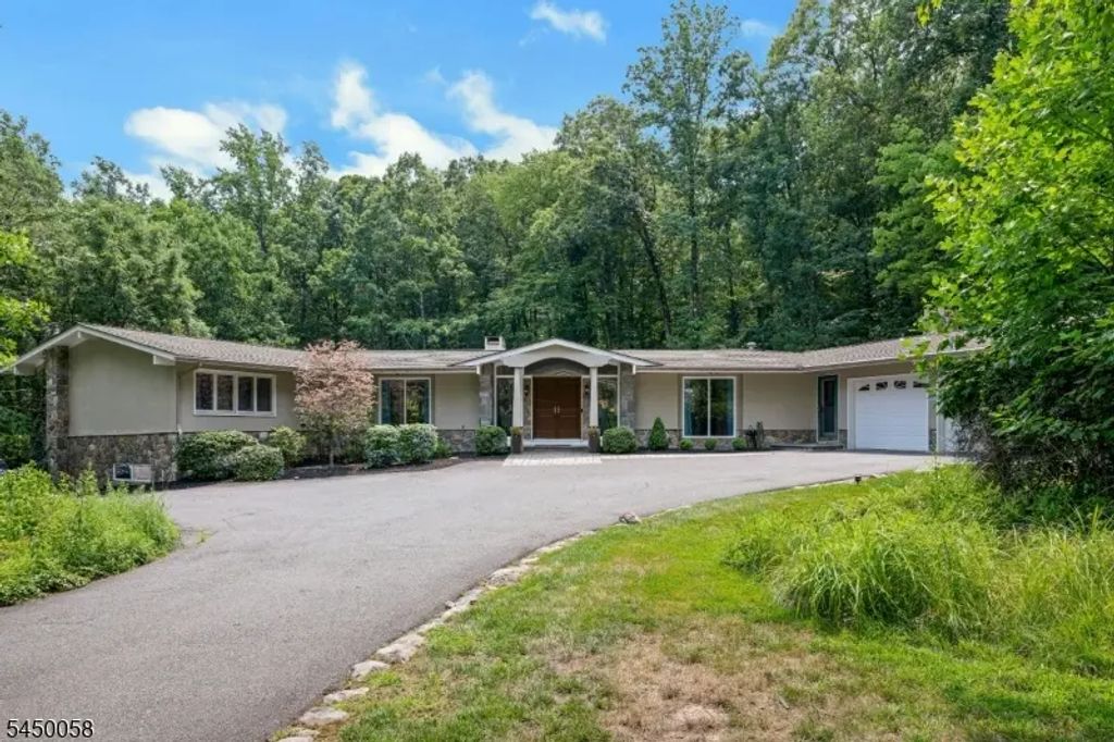 21 Decker Ln, Boonton Twp.