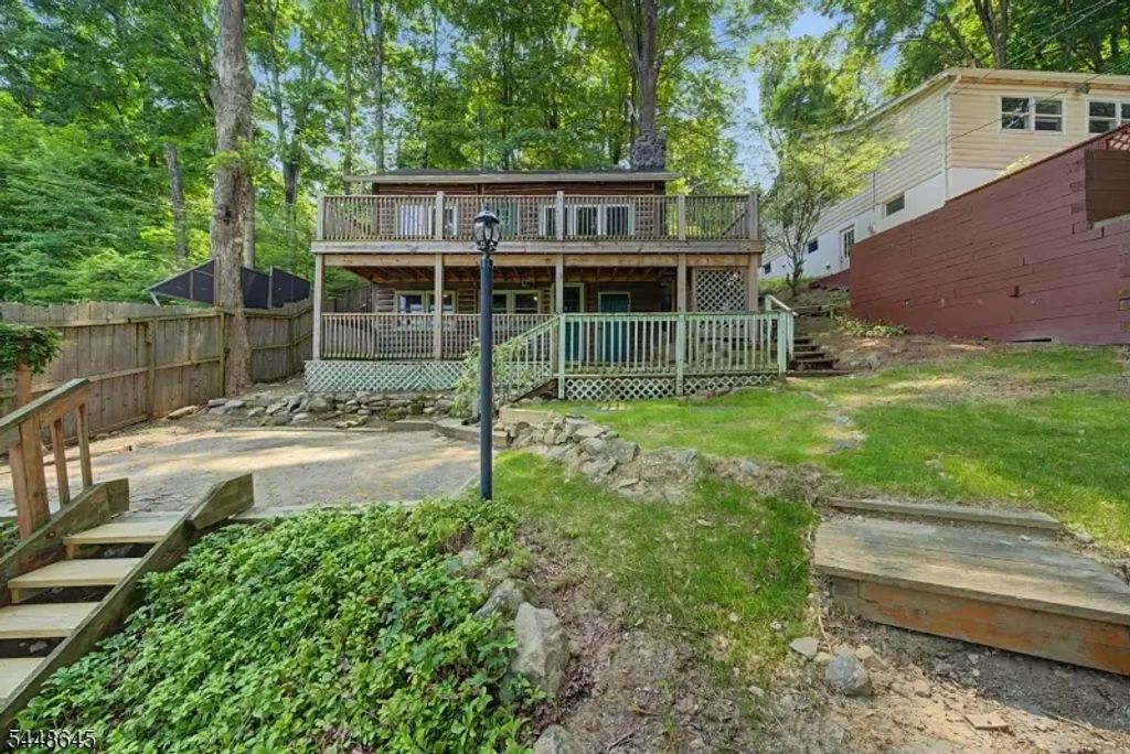 152 Andover Sparta Rd, Andover Twp.