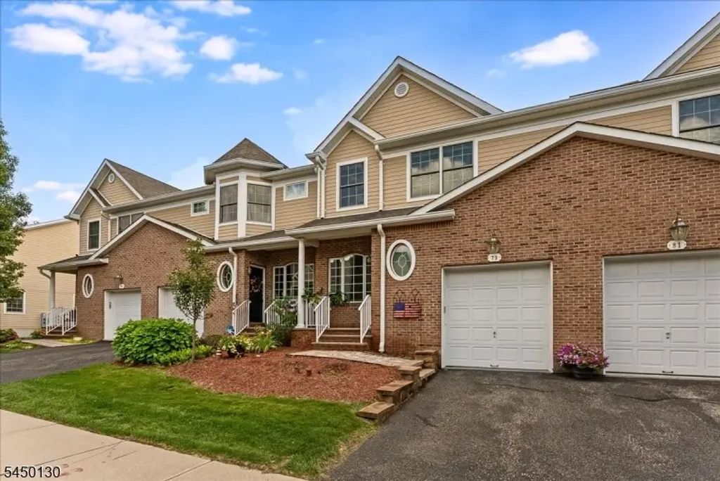 79 Mara Blvd, Sparta Twp.