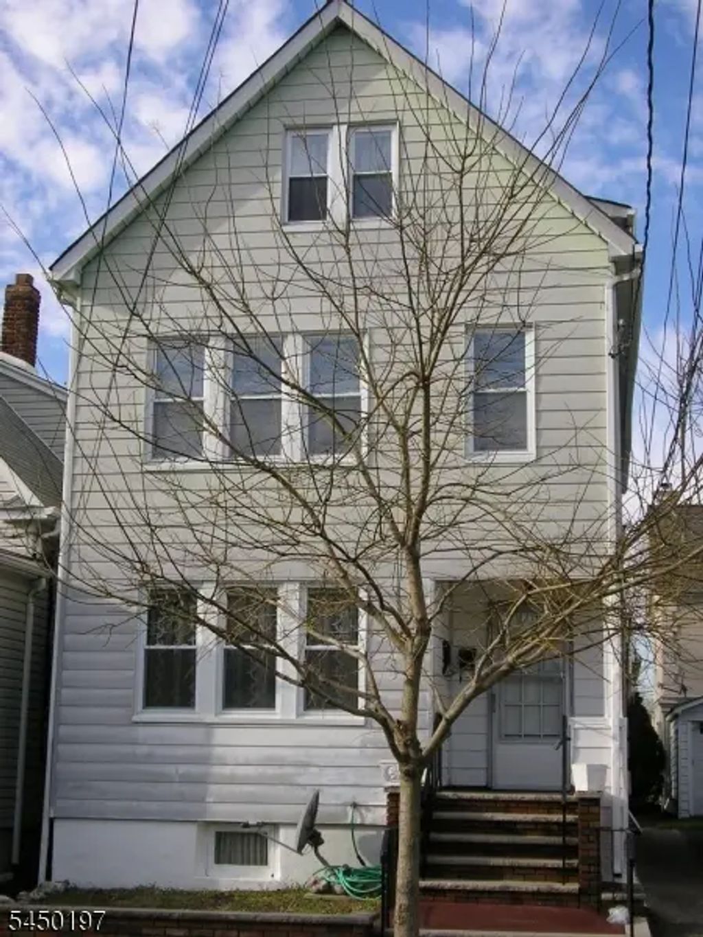 12 Campbell Ave, Clifton City