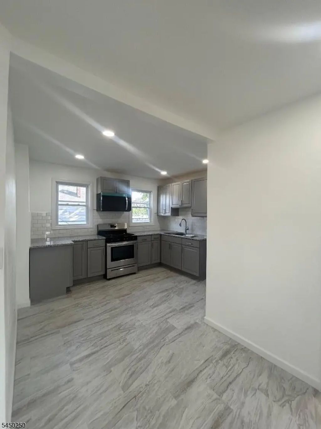 120 Bridge St, Roselle Park Boro