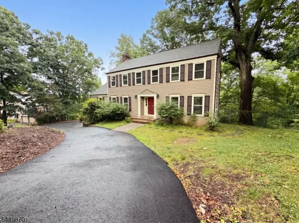 101 Wexford Way, Bernards Twp.