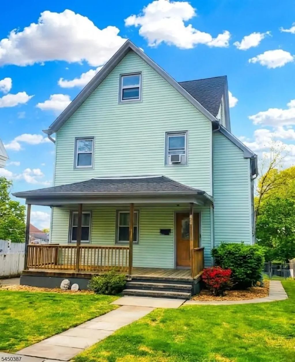 166 Carmita Ave, Rutherford Boro