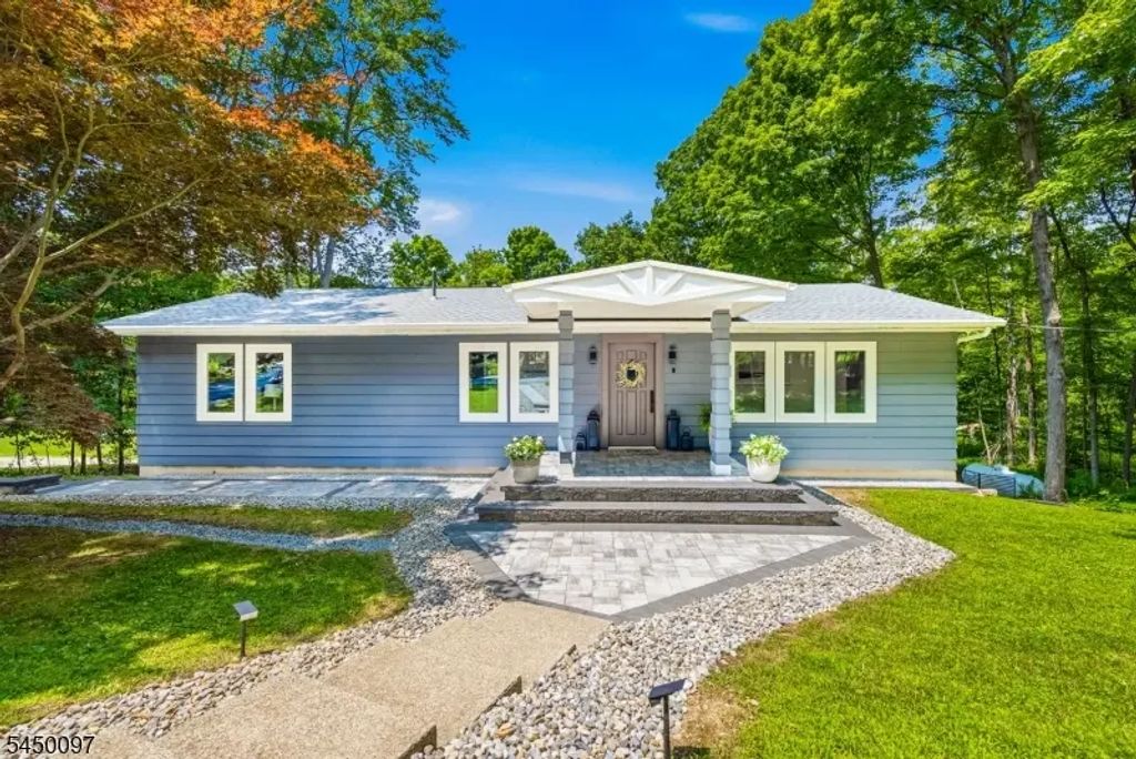 142 Gunn Rd, Frankford Twp.
